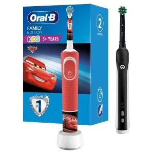 Family Pack ORAL B SET PRO 1 700 Black + D100 CARS KIDS PACK DUO