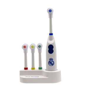 REAL MADRID  CEPILLO DE DIENTES VIBRATORIO