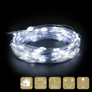 MICRO-LED 20 LUCES BLANCO GUIRNALDA A PILAS 3 X AA (NO INCLUIDAS). IP44. 8 FUNCIONES Y 6 HRS DE FUNCIONAMIENTO. LUZ FIJA. USO INTERIOR/EXTERIOR. LONGITUD: 190 CM + EXTENSIÓN. DISTANCIA ENTRE LUCES: 10 CM.