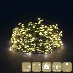 CADENA 100 MICROLED CÁLIDO FUNCIONA CON LA RED ELÉCTRICA 1.5W. TRANSFORMADOR CON 8 FUNCIONES. IP44 (USO INTERIOR / EXTERIOR) CABLE DE COLOR VERDE DISTANCIA ENTRE BOMBILLAS: 5 CM. 100 LEDS DE LUZ CÁLIDA EXTENSIÓN DE CABLE: 5 METROS