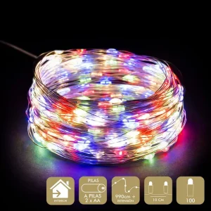 MICRO-LED 100 LUCES METAL MULTICOLOR FUNCIONA A PILAS: 2 X AA (NO INCLUIDAS). IP20 (SOLO USO INTERIOR) CABLE TRANSPARARENTE DISTANCIA ENTRE BOMBILLAS: 10 CM. 100 LEDS DE LUZ MULTICOLOR EXTENSIÓN DE CABLE: 30 CM. ESTE PRODUCTO NO T